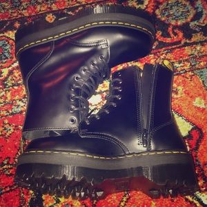 NEW IN BOX Dr. Marten Jadon Platform 8-Eye Boot